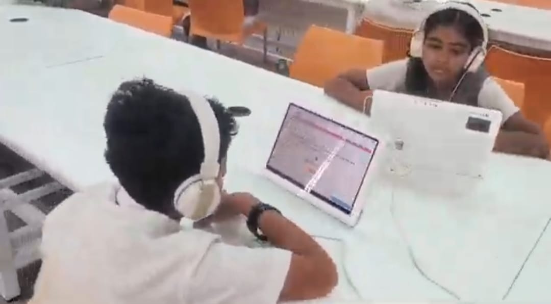 Communication Lab